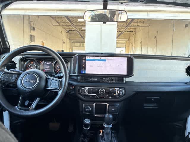 Used 2024 Jeep Wrangler Sport AWD/4WD image 16