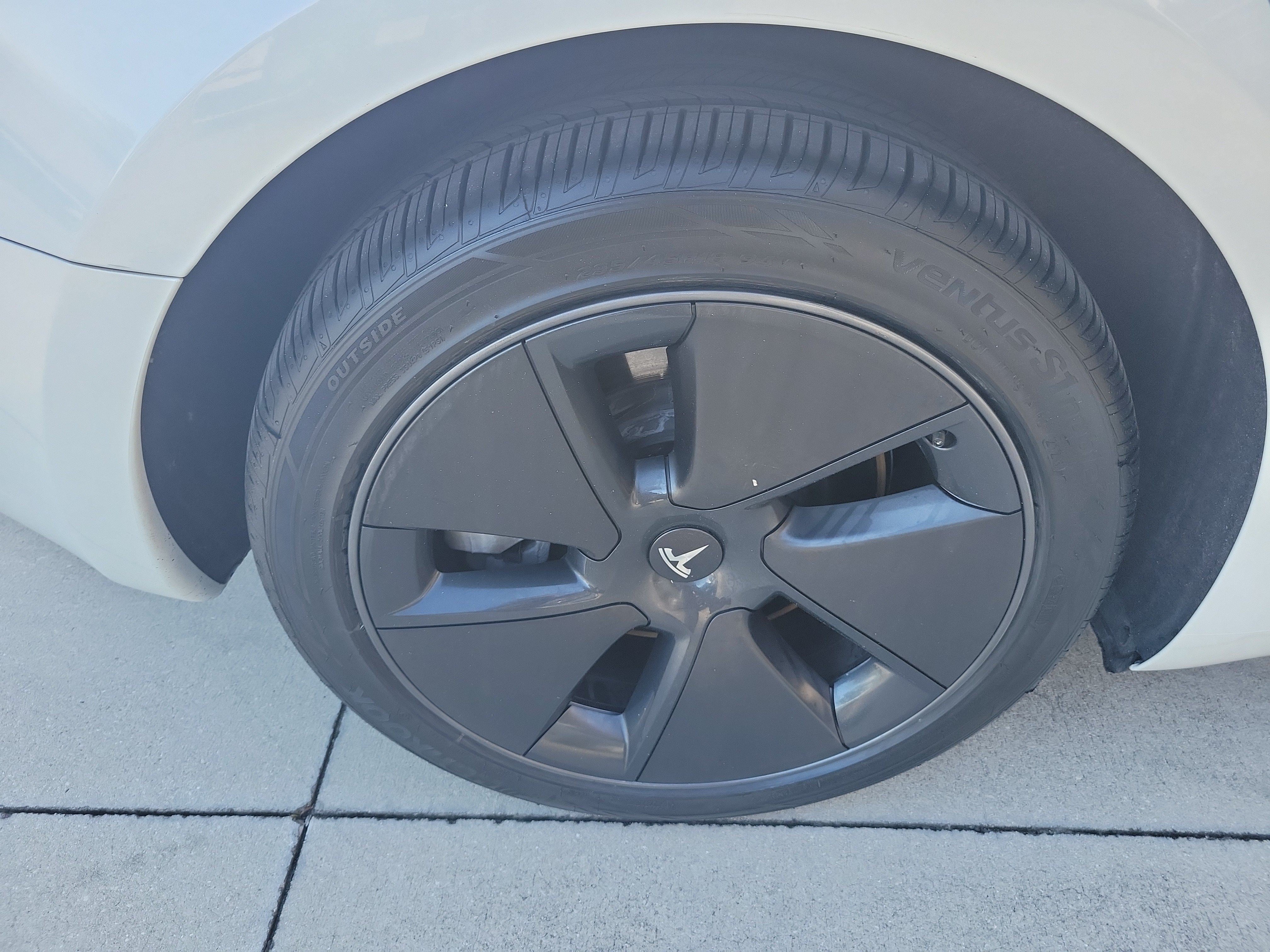 Used 2023 Tesla Model 3 Standard Range RWD image 8