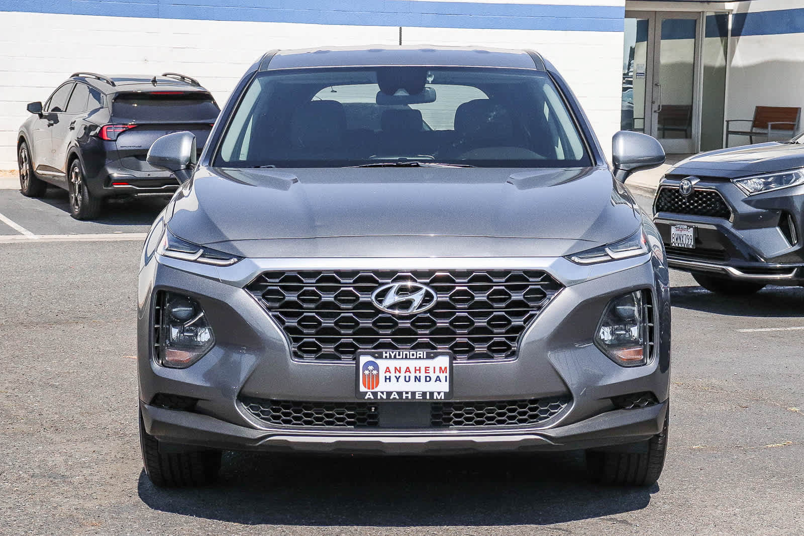 Used 2019 Hyundai Santa Fe SE AWD/4WD image 2