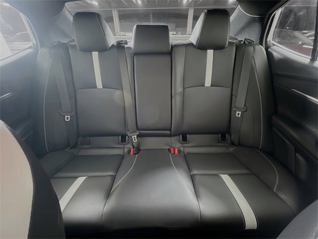 Used 2025 Toyota Camry SE image 25