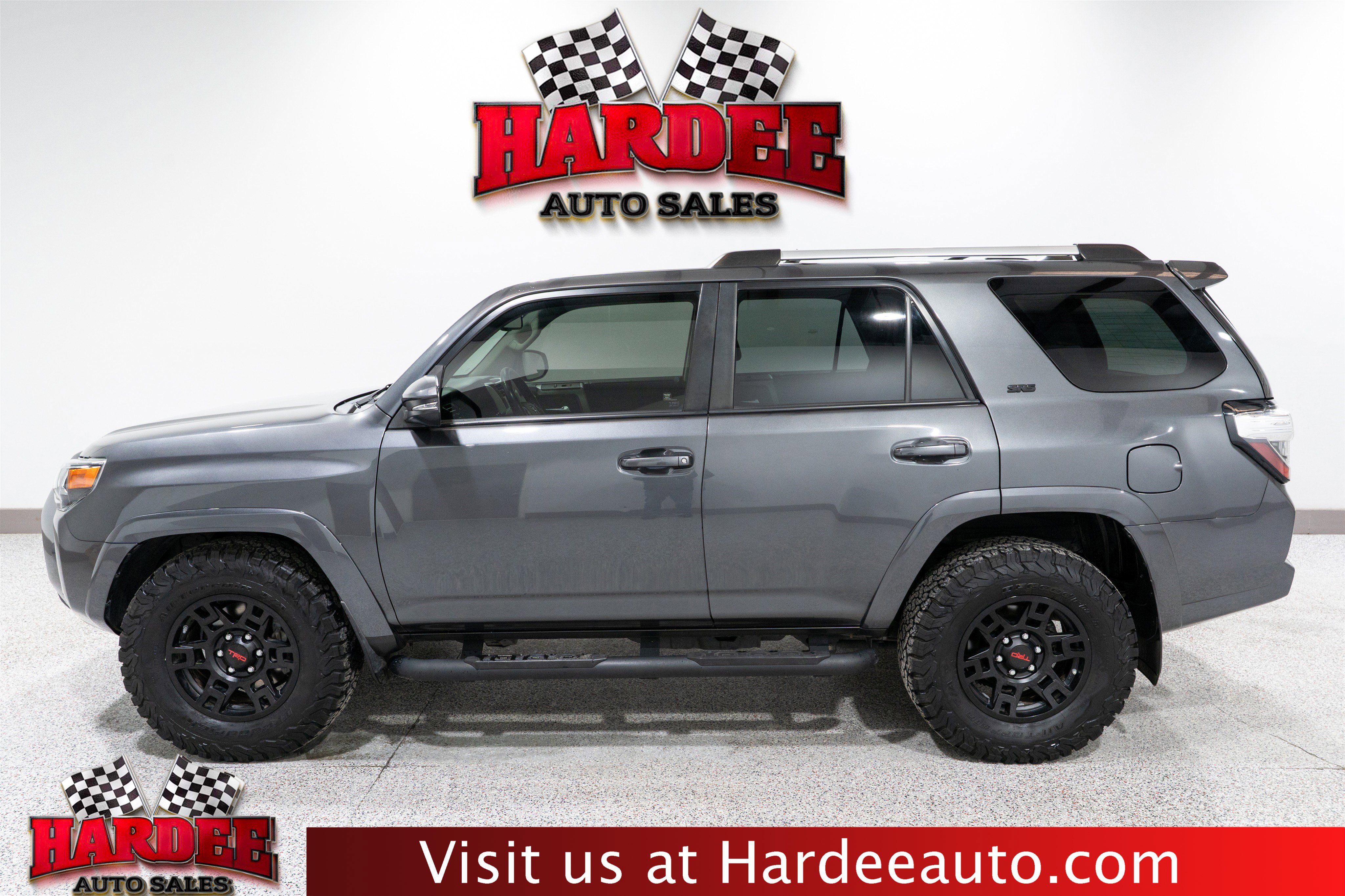 Used 2020 Toyota 4Runner SR5 Premium w/ Moonroof Package image 1