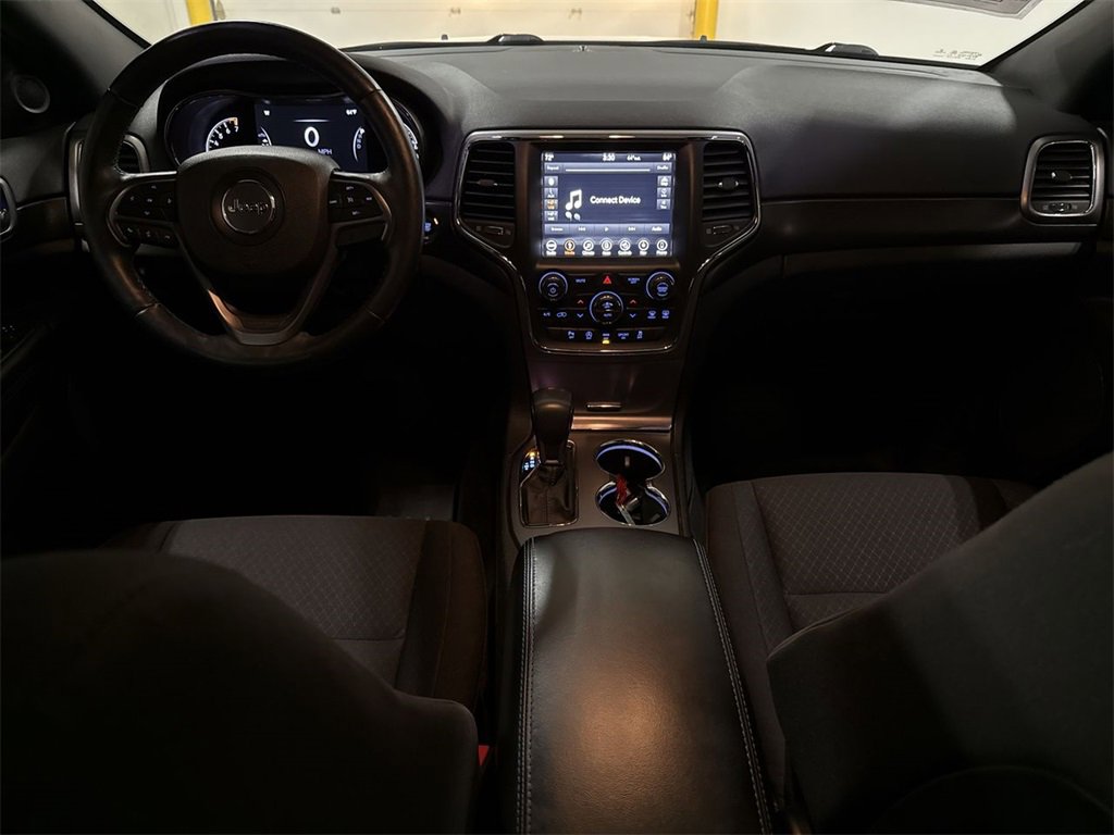 Used 2018 Jeep Grand Cherokee Laredo image 10