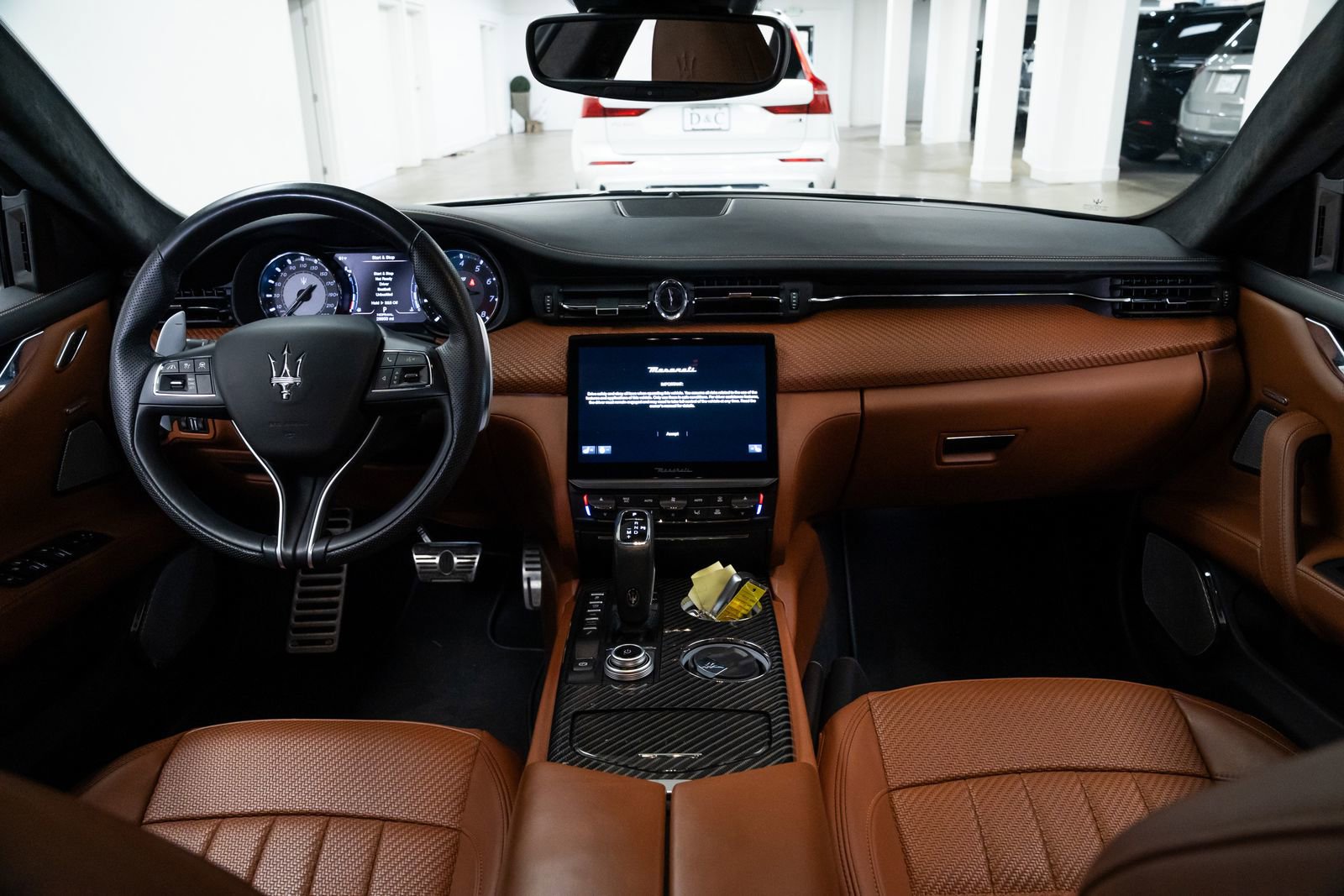 Used 2022 Maserati Quattroporte Trofeo RWD image 9