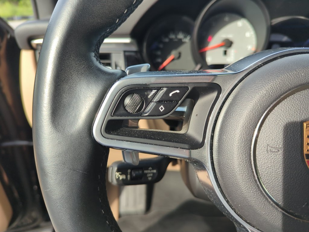 Used 2020 Porsche Macan S AWD/4WD image 22