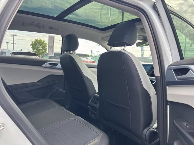 New 2026 Volkswagen Taos SE AWD/4WD image 41