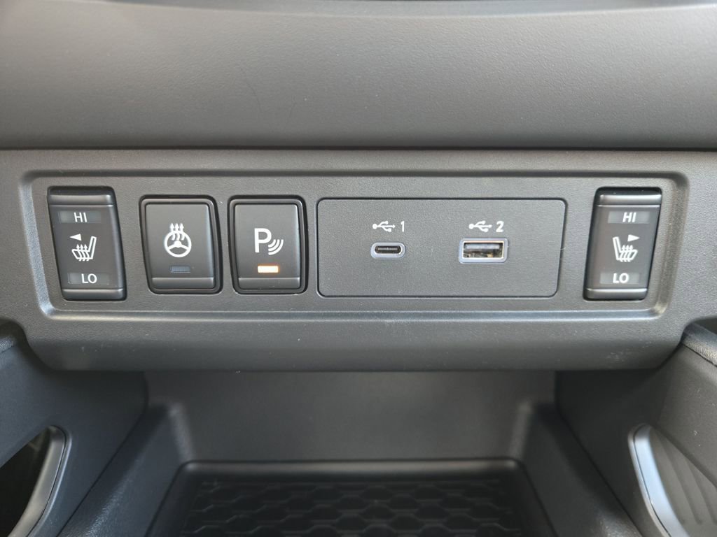 New 2026 Nissan Frontier SV w/ All-Weather Content Package AWD/4WD image 21
