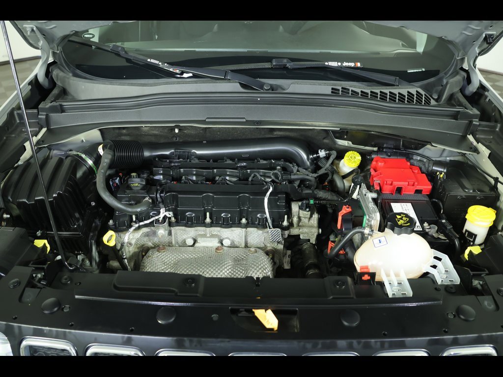 Used 2021 Jeep Renegade Latitude w/ Convenience Group image 17