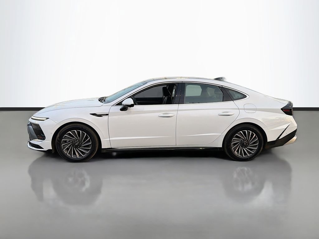 Used 2025 Hyundai Sonata Limited image 5