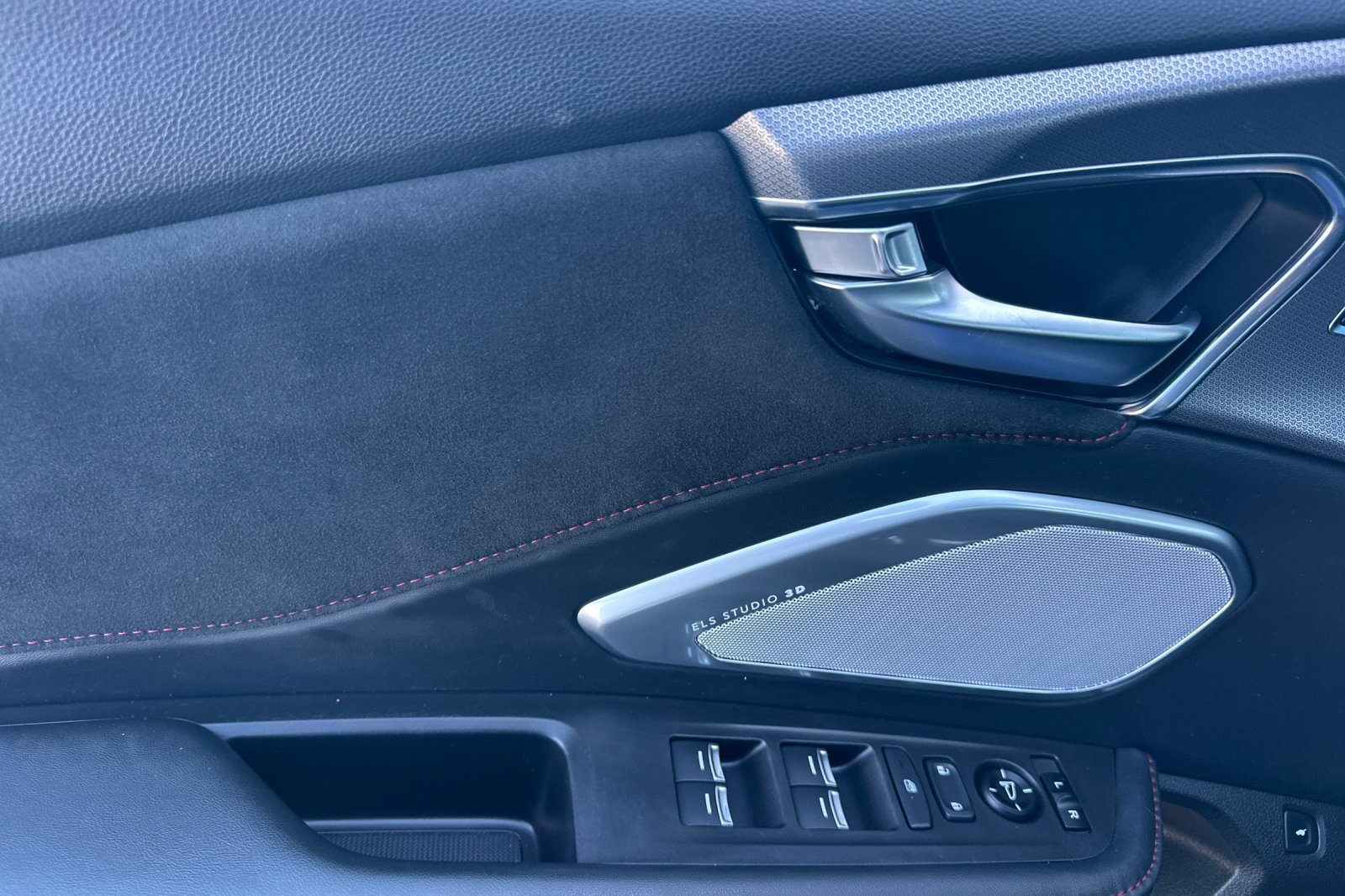 Used 2022 Acura RDX w/ Advance Package FWD image 11