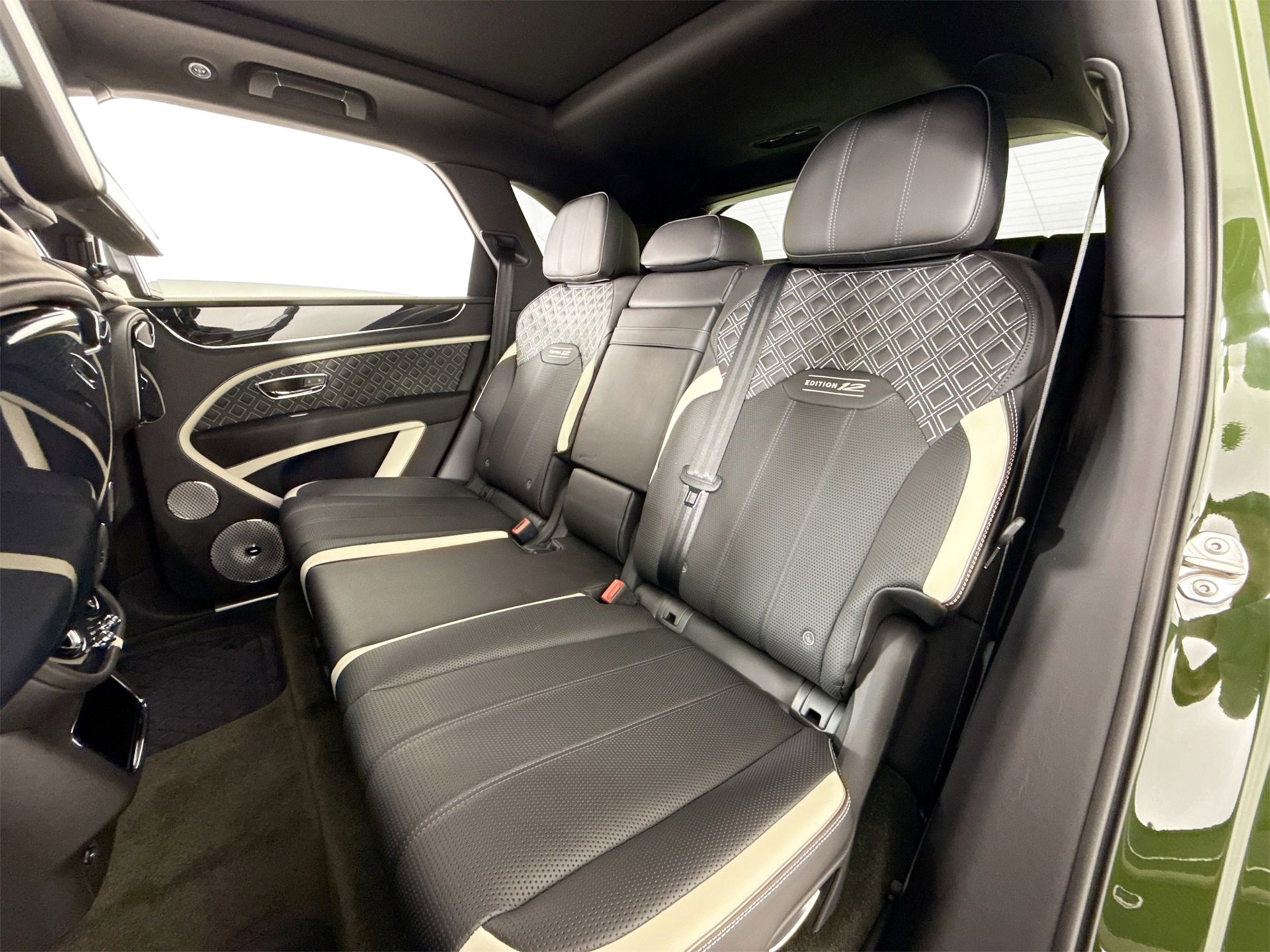 Used 2023 Bentley Bentayga Speed image 19