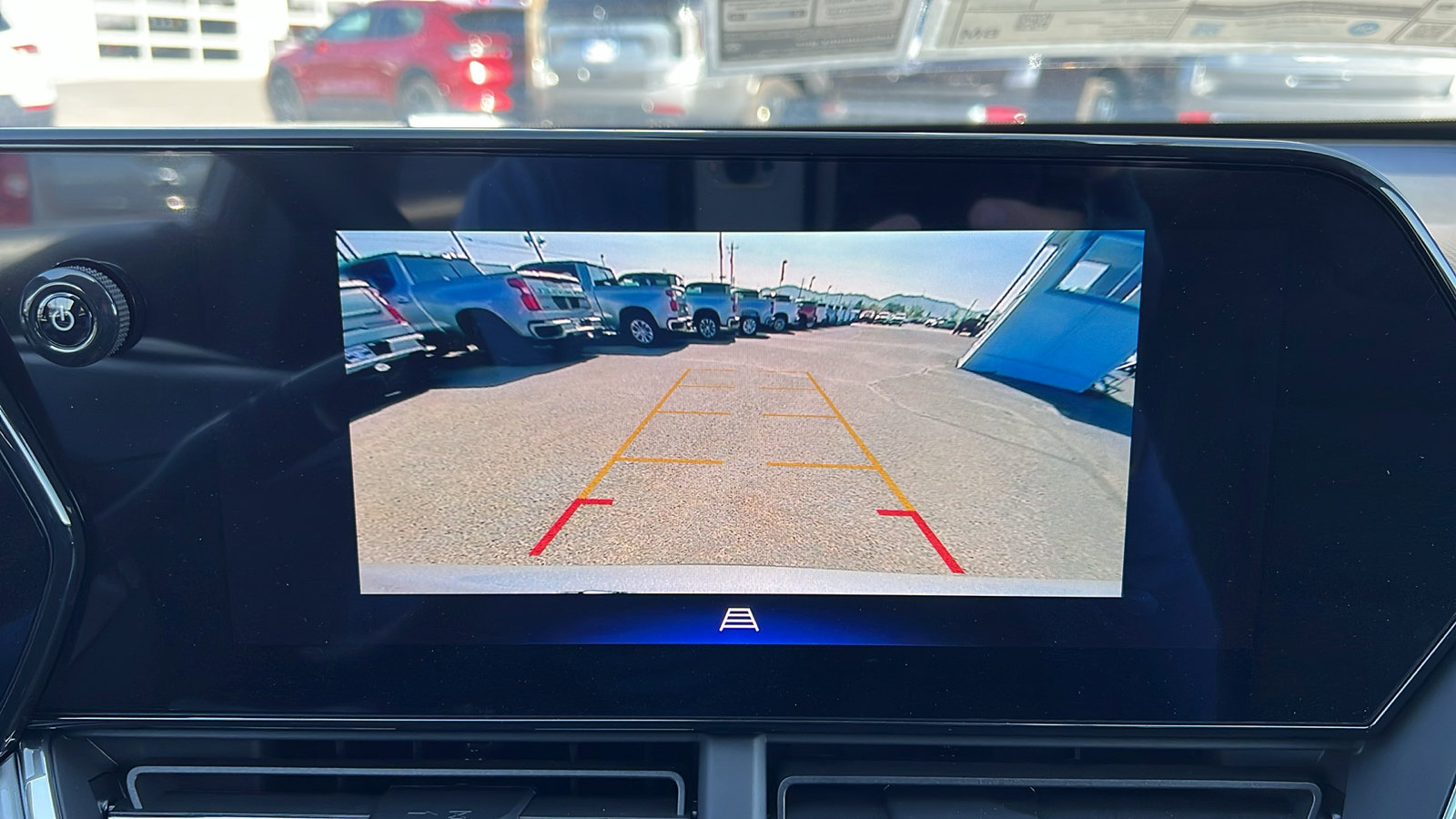 New 2026 Chevrolet Trax LT w/ Sunroof Package image 23