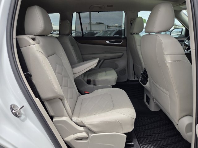 Used 2026 Volkswagen Atlas SE FWD image 20