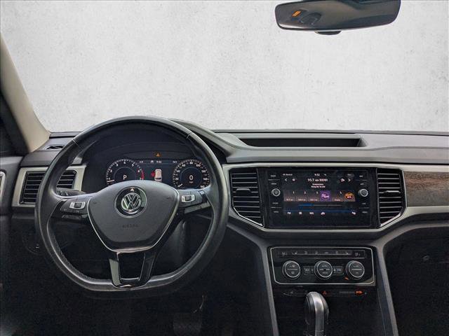 Used 2018 Volkswagen Atlas SEL Premium image 16