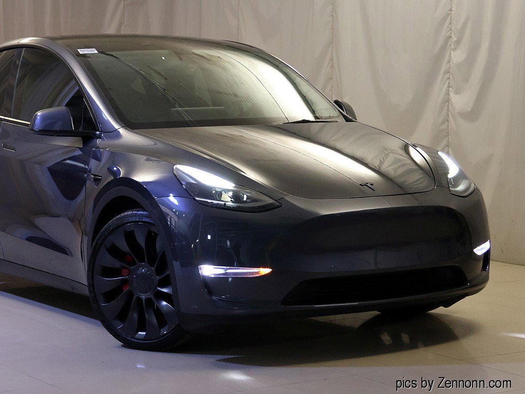 Used 2021 Tesla Model Y Performance AWD/4WD image 2