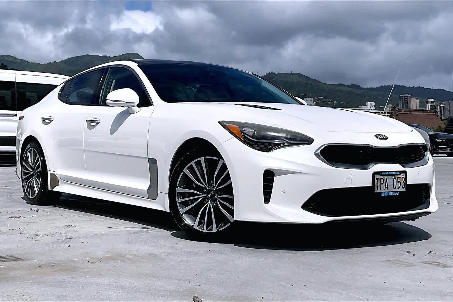 Used 2018 Kia Stinger Premium RWD image 21