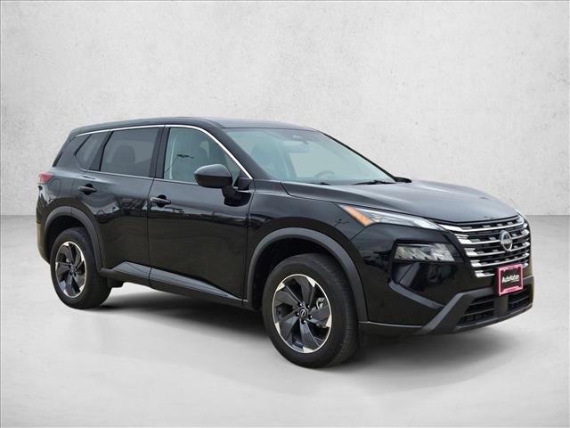 Used 2025 Nissan Rogue SV image 3