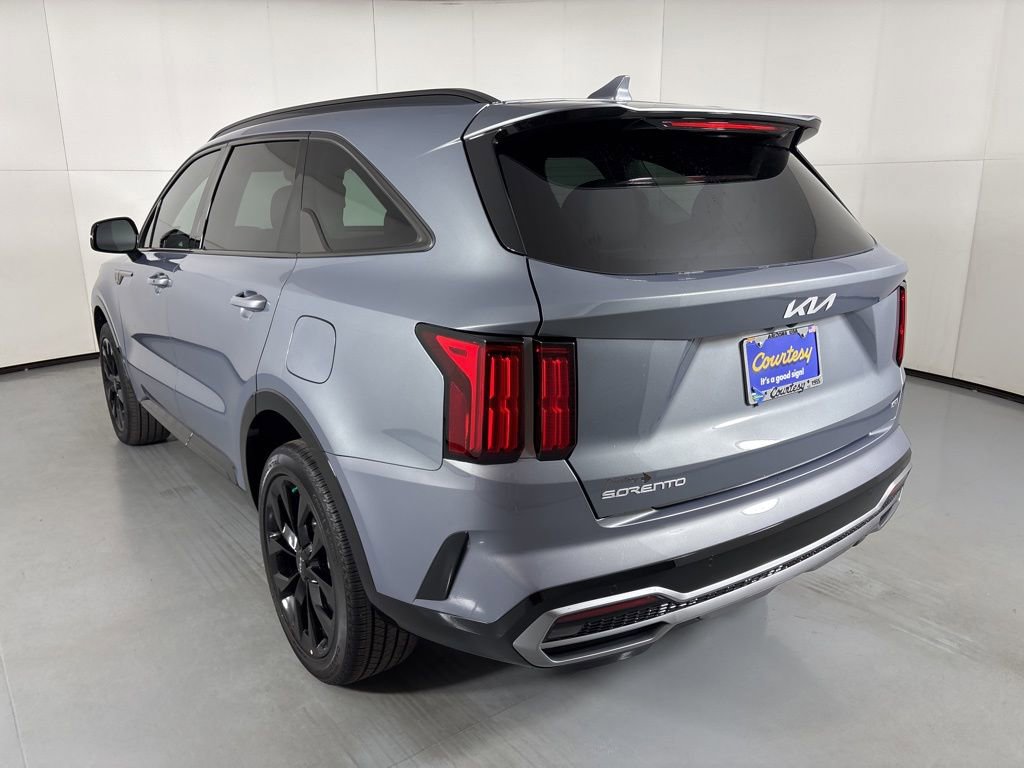 Used 2023 Kia Sorento SX image 6