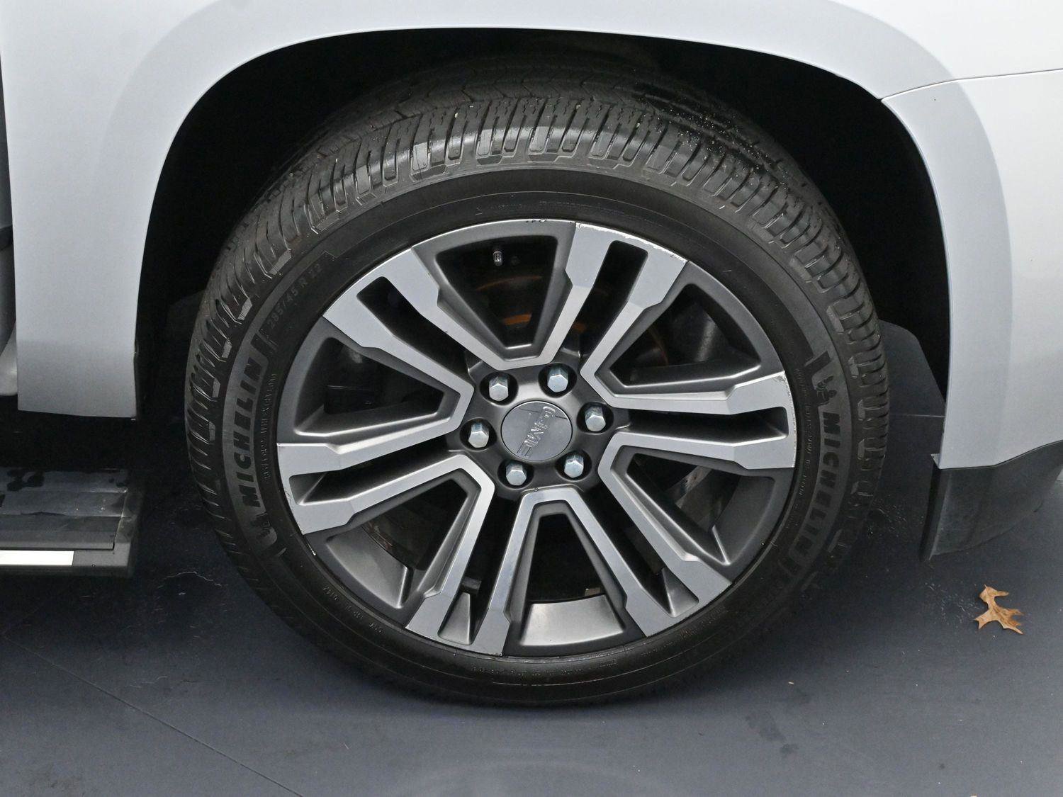 Used 2019 GMC Yukon XL Denali w/ Denali Ultimate Package image 39