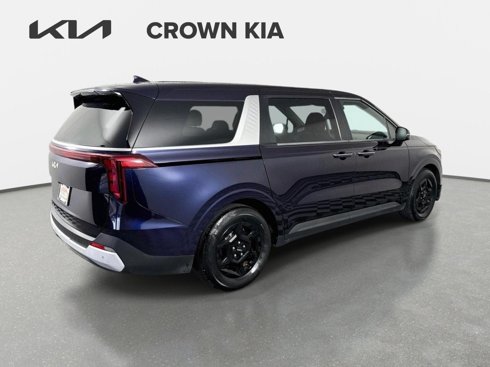 Certified 2025 Kia Carnival FWD image 5