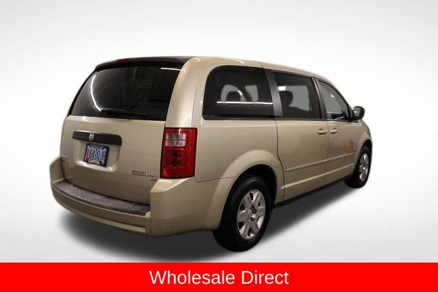 Used 2010 Dodge Grand Caravan SE image 2