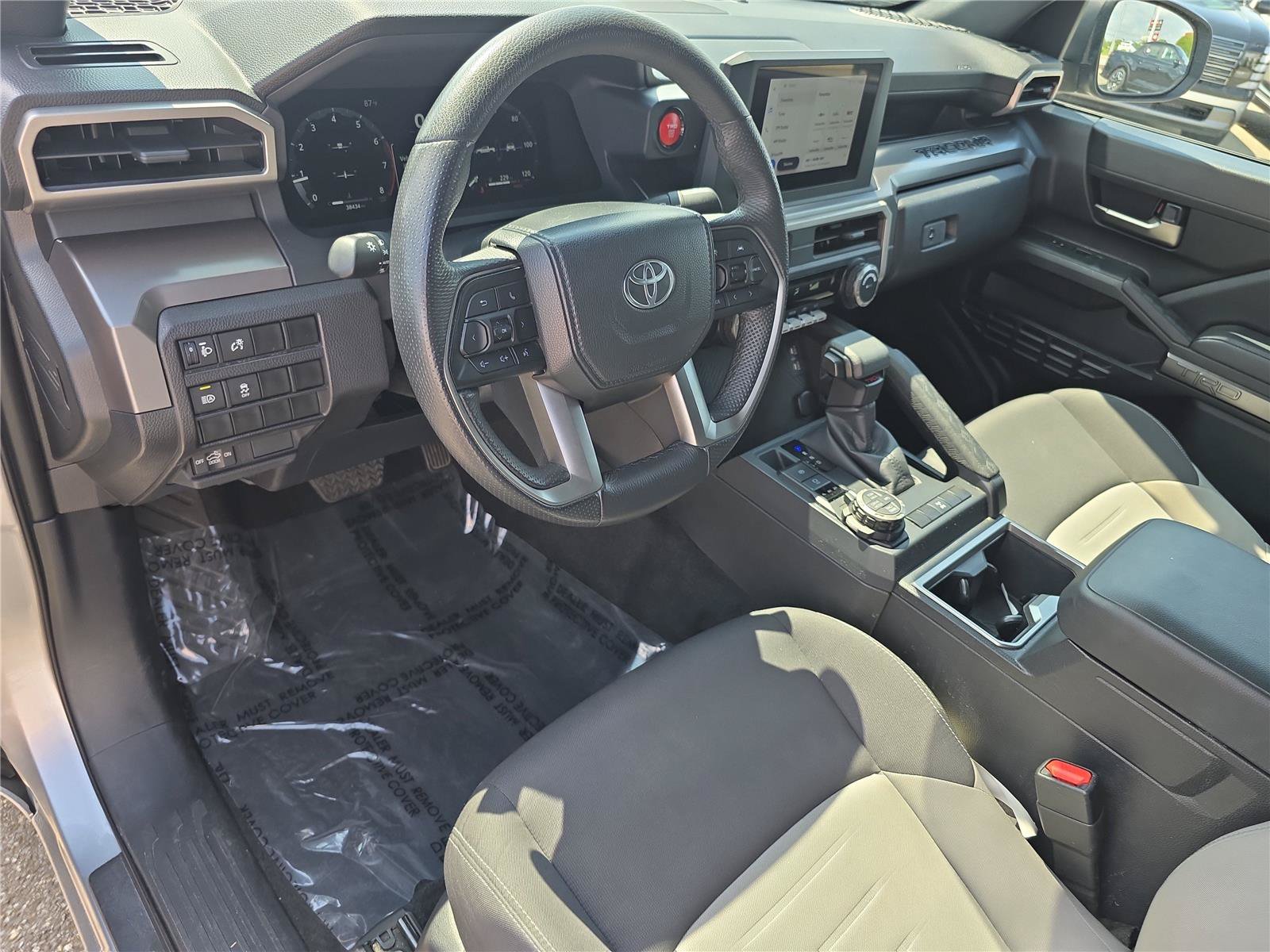 Used 2024 Toyota Tacoma TRD Off-Road AWD/4WD image 25