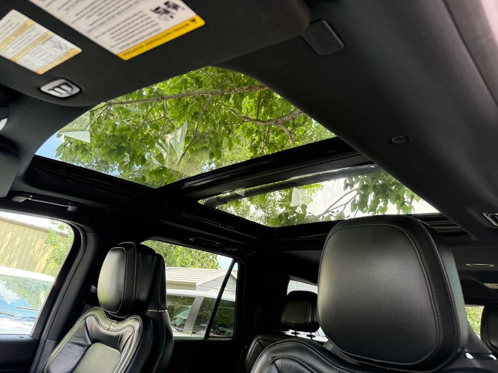 Used 2019 Lincoln Navigator L Reserve AWD/4WD image 13