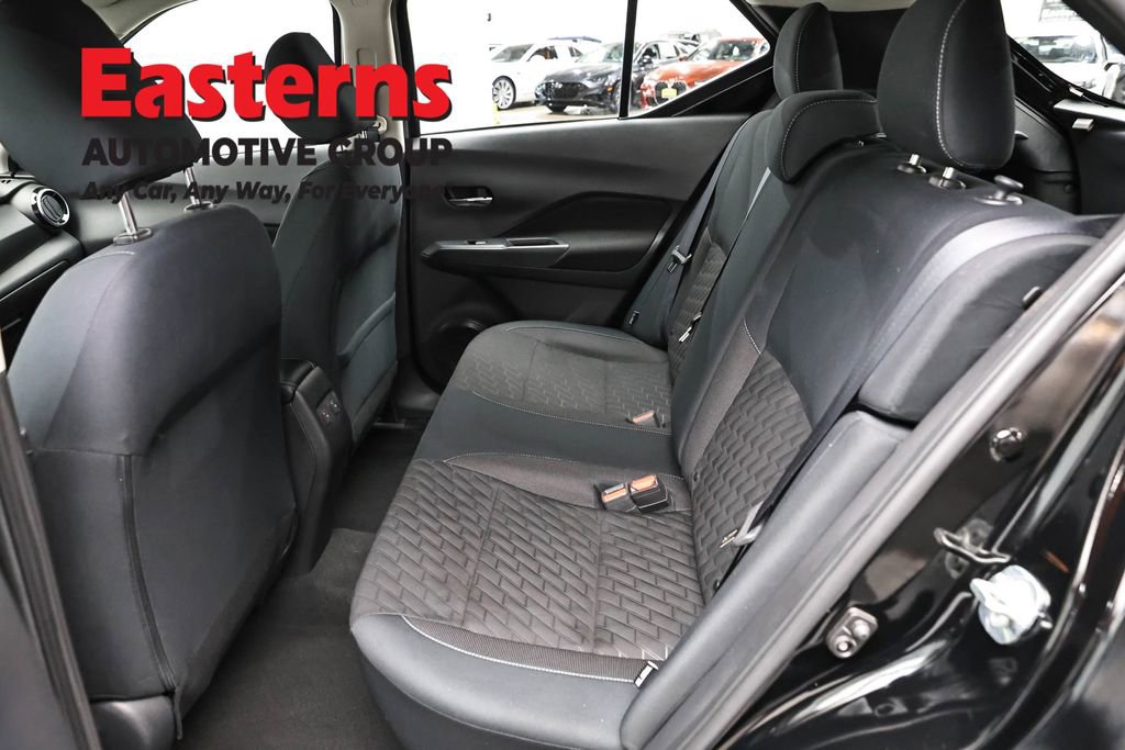 Used 2023 Nissan Kicks SV FWD image 21