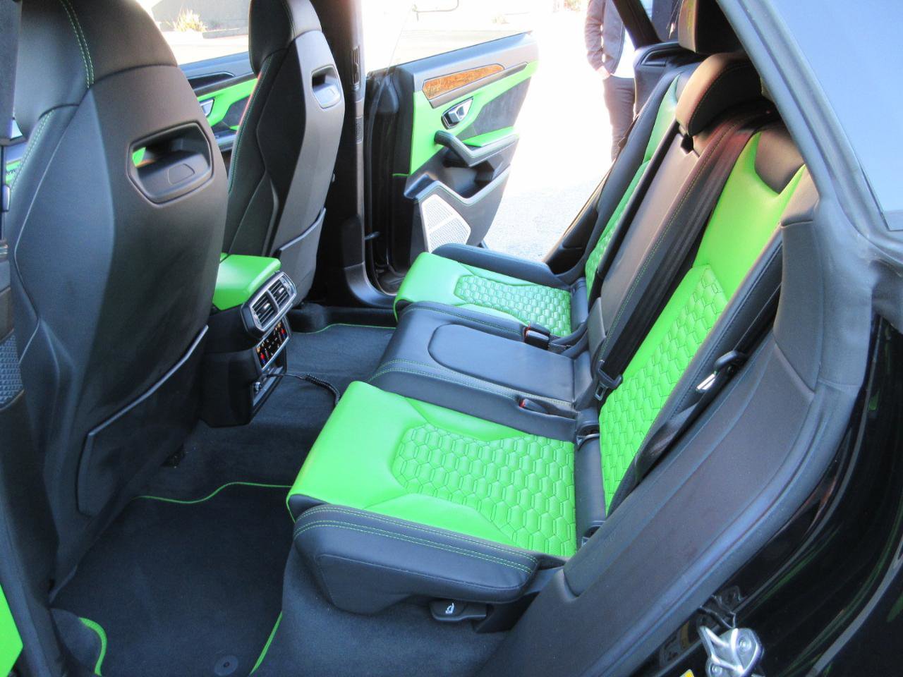 Used 2022 Lamborghini Urus image 43