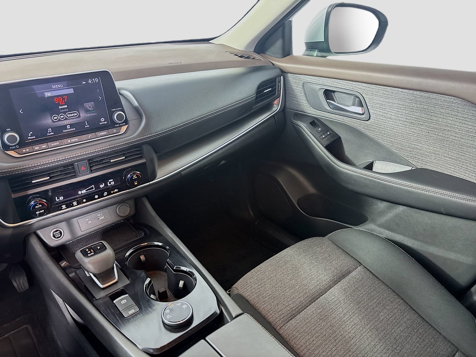 Used 2023 Nissan Rogue SV AWD/4WD image 21