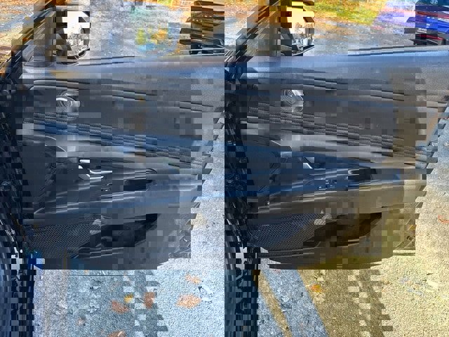 Certified 2023 Hyundai Elantra Limited w/ Preferred Accessory Package image 10