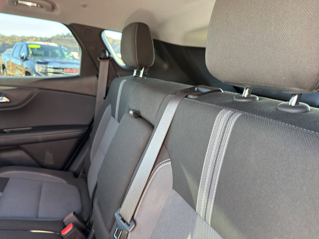Used 2025 Chevrolet Blazer LT image 8