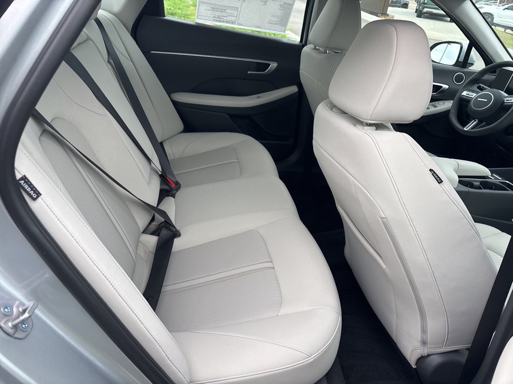 New 2026 Hyundai Sonata SEL FWD image 13
