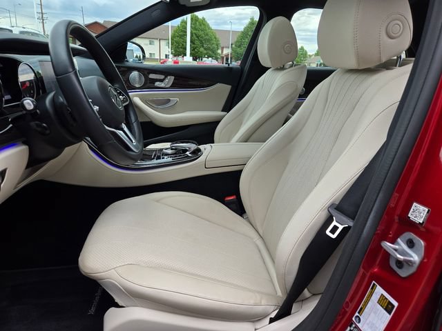 Used 2019 Mercedes-Benz E 450 4MATIC Sedan image 4
