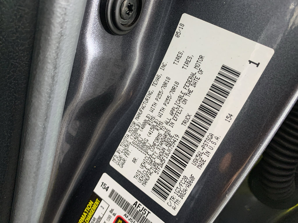 Used 2018 Toyota Tundra SR5 w/ SR5 Upgrade Package AWD/4WD image 12