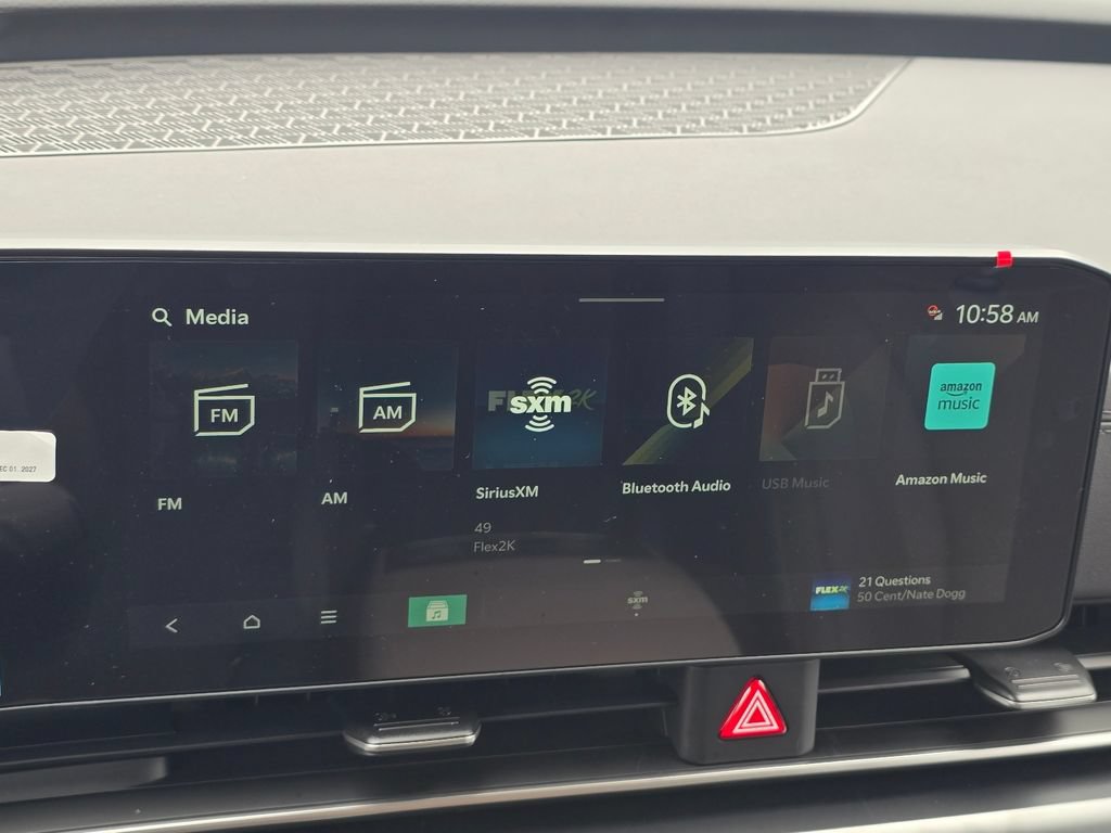 New 2027 Kia Carnival LX FWD image 20