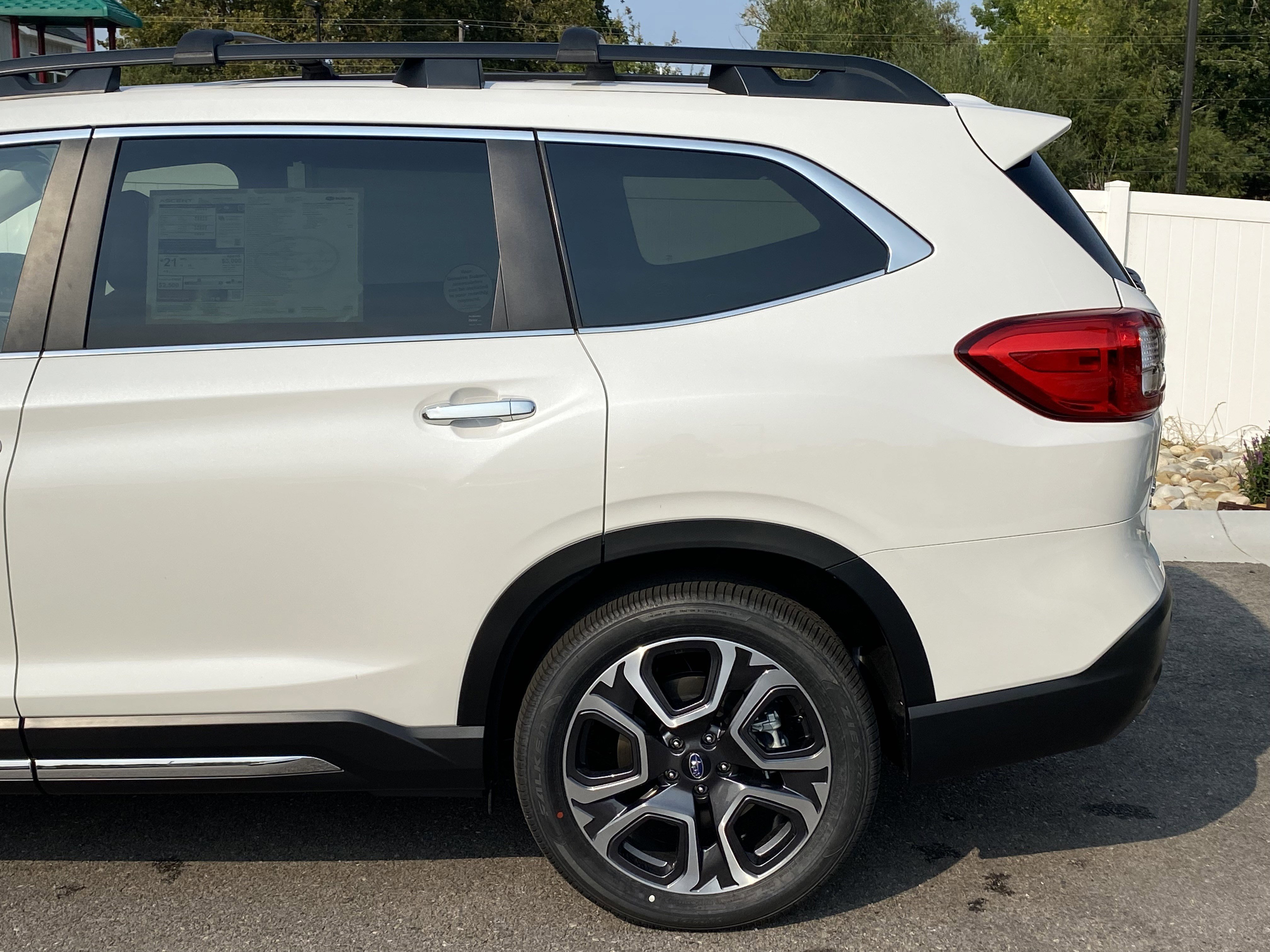 New 2025 Subaru Ascent Touring w/ Popular Package #2 image 4