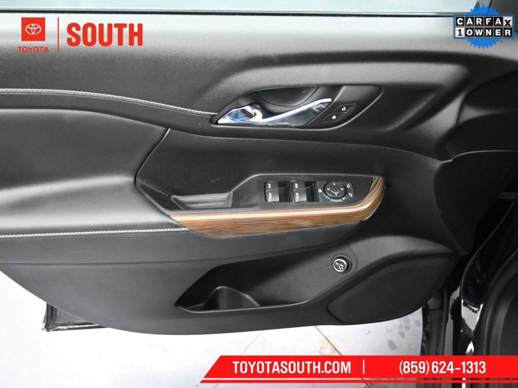 Used 2023 GMC Acadia SLE w/ Driver Convenience Package image 21