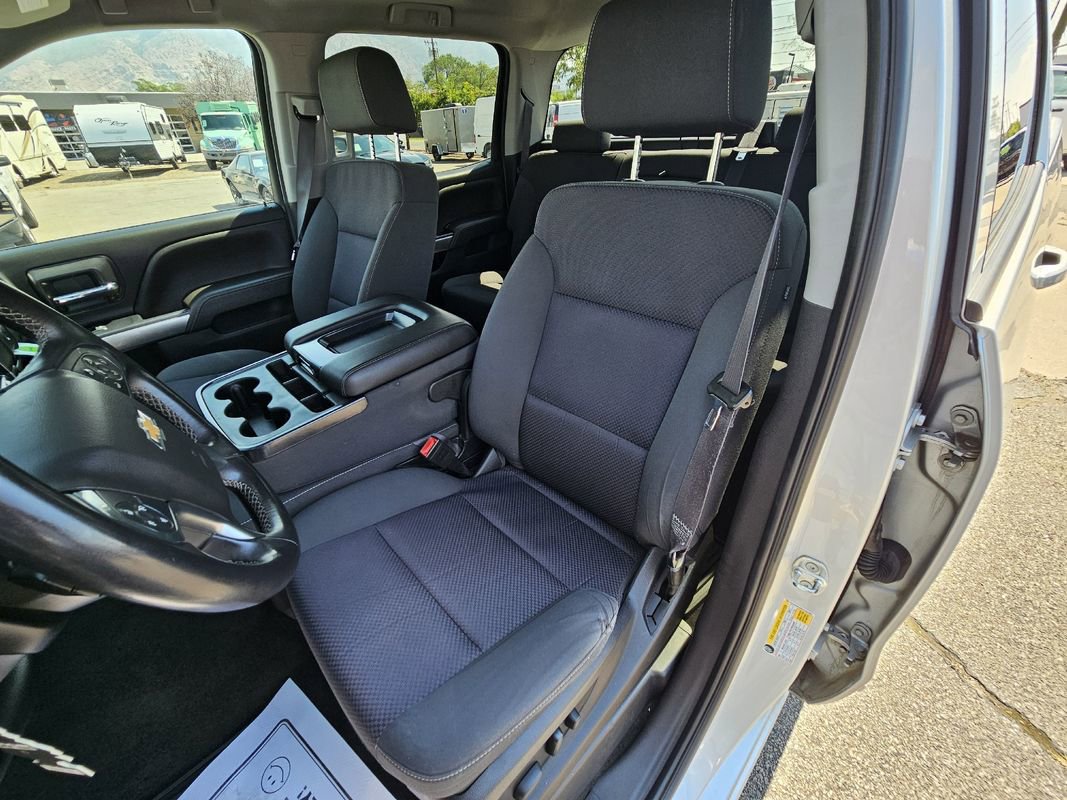 Used 2017 Chevrolet Silverado 1500 LT w/ LT Eassist Package AWD/4WD image 14