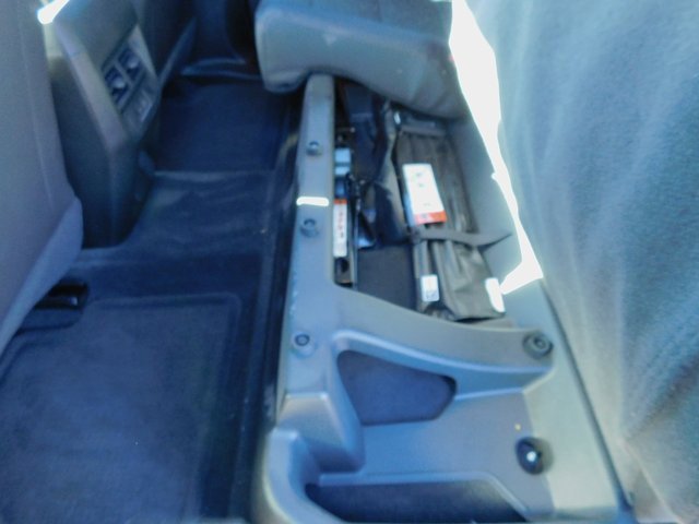 Used 2025 Chevrolet Colorado Z71 w/ Technology Package image 22