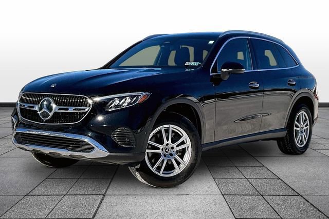 Certified 2023 Mercedes-Benz GLC 300 4MATIC image 4