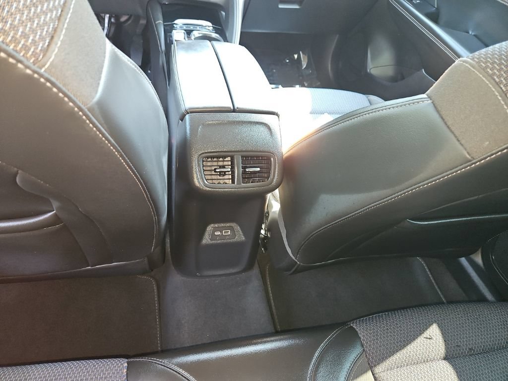 Used 2023 Buick Envision Preferred AWD/4WD image 23