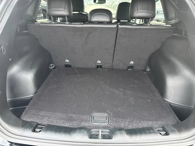 Certified 2023 Jeep Compass Limited AWD/4WD image 14
