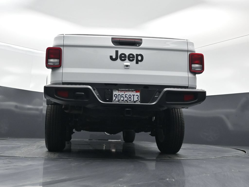 Used 2023 Jeep Gladiator Sport AWD/4WD image 43