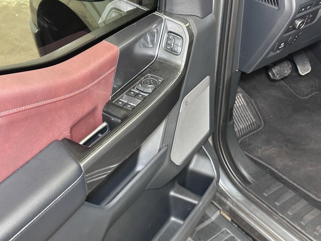 Used 2022 Ford F150 Lariat image 26