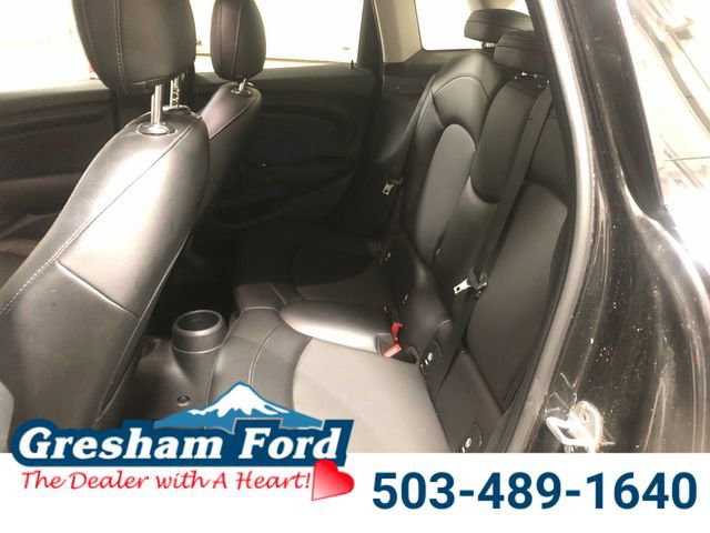 Used 2016 MINI Cooper 4-Door Hardtop image 21
