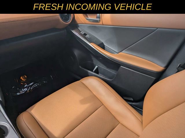 Used 2024 Lexus IS 300 w/ Comfort Package RWD image 16