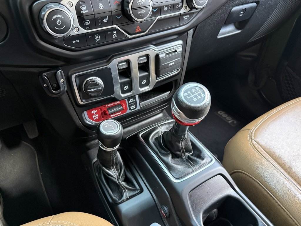 Used 2021 Jeep Wrangler Rubicon w/ Cold Weather Group image 23