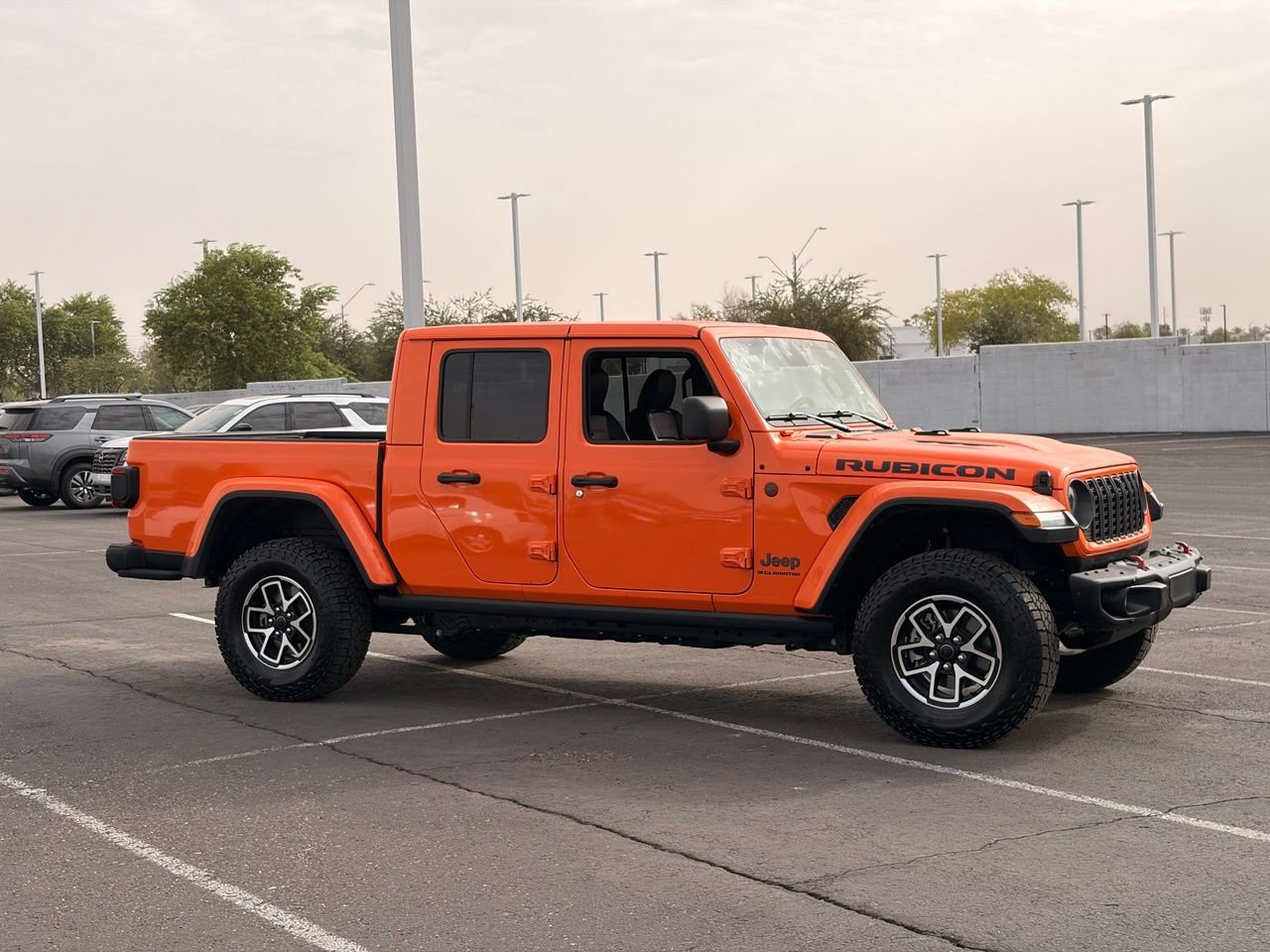 Used 2025 Jeep Gladiator Rubicon AWD/4WD image 8