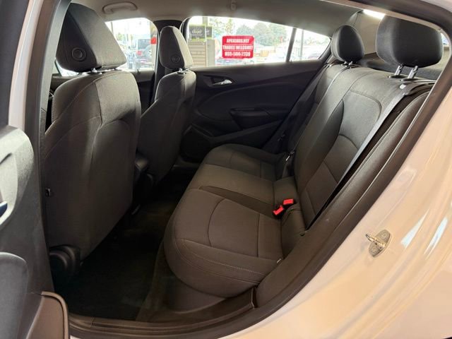 Used 2017 Chevrolet Cruze LS FWD image 19