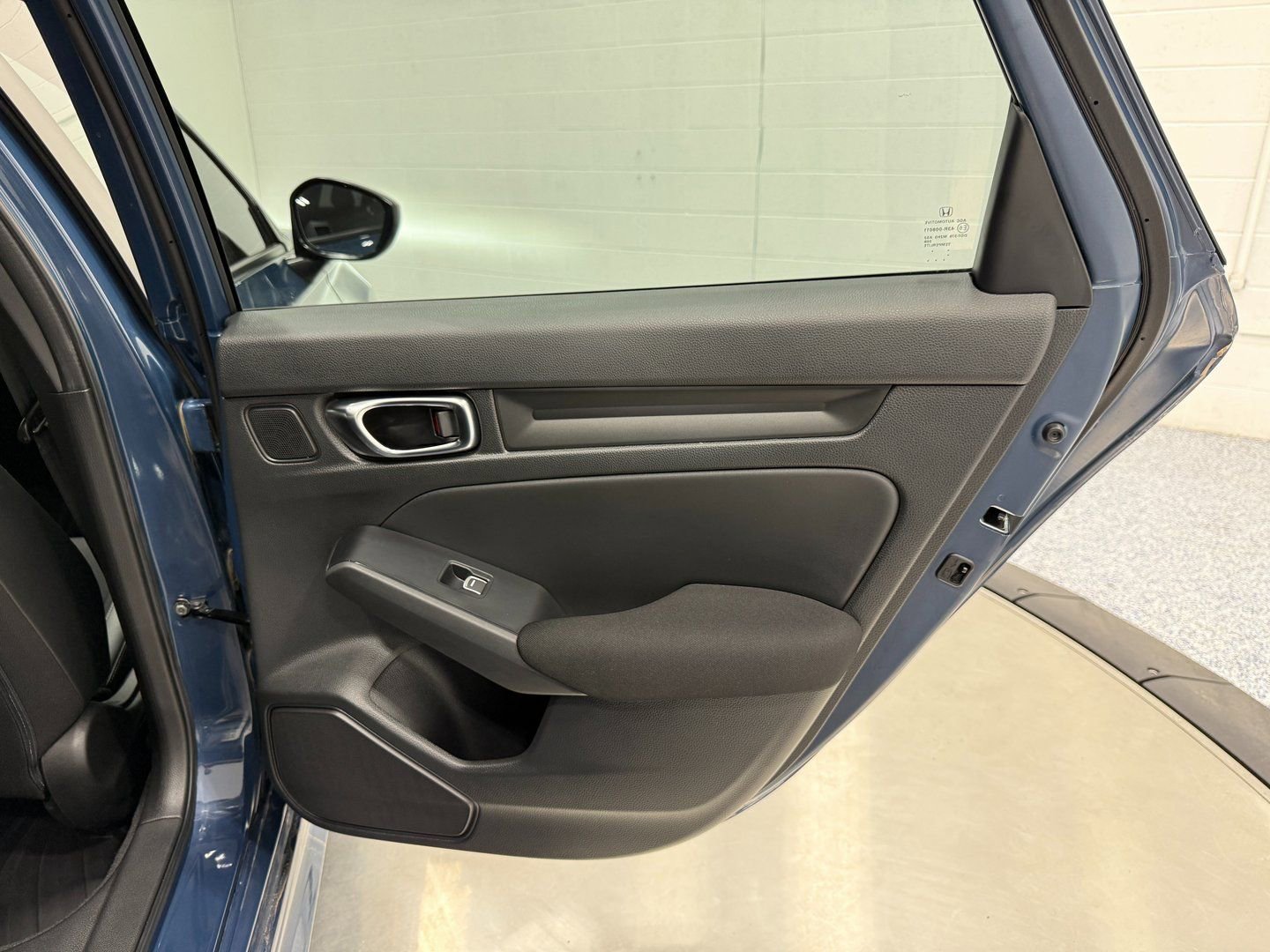 Used 2025 Honda Civic Sport image 32